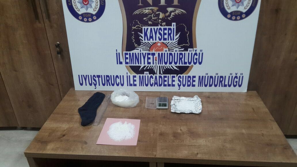 Zehir Tacirlerine Gözaltı