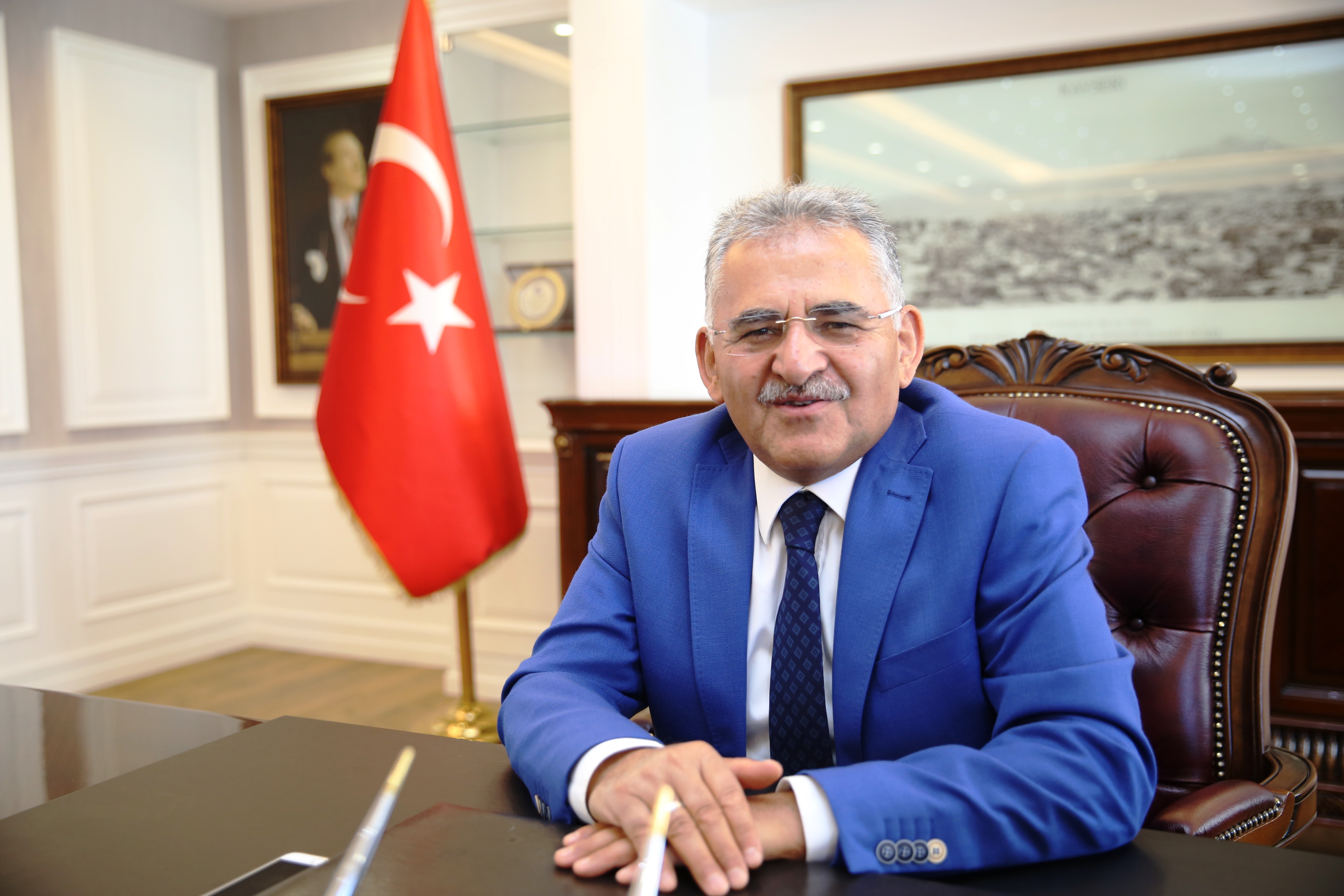 Ali Ceran Kayseri’nin yetiştirdiği önemli isimler arasında yer almıştır