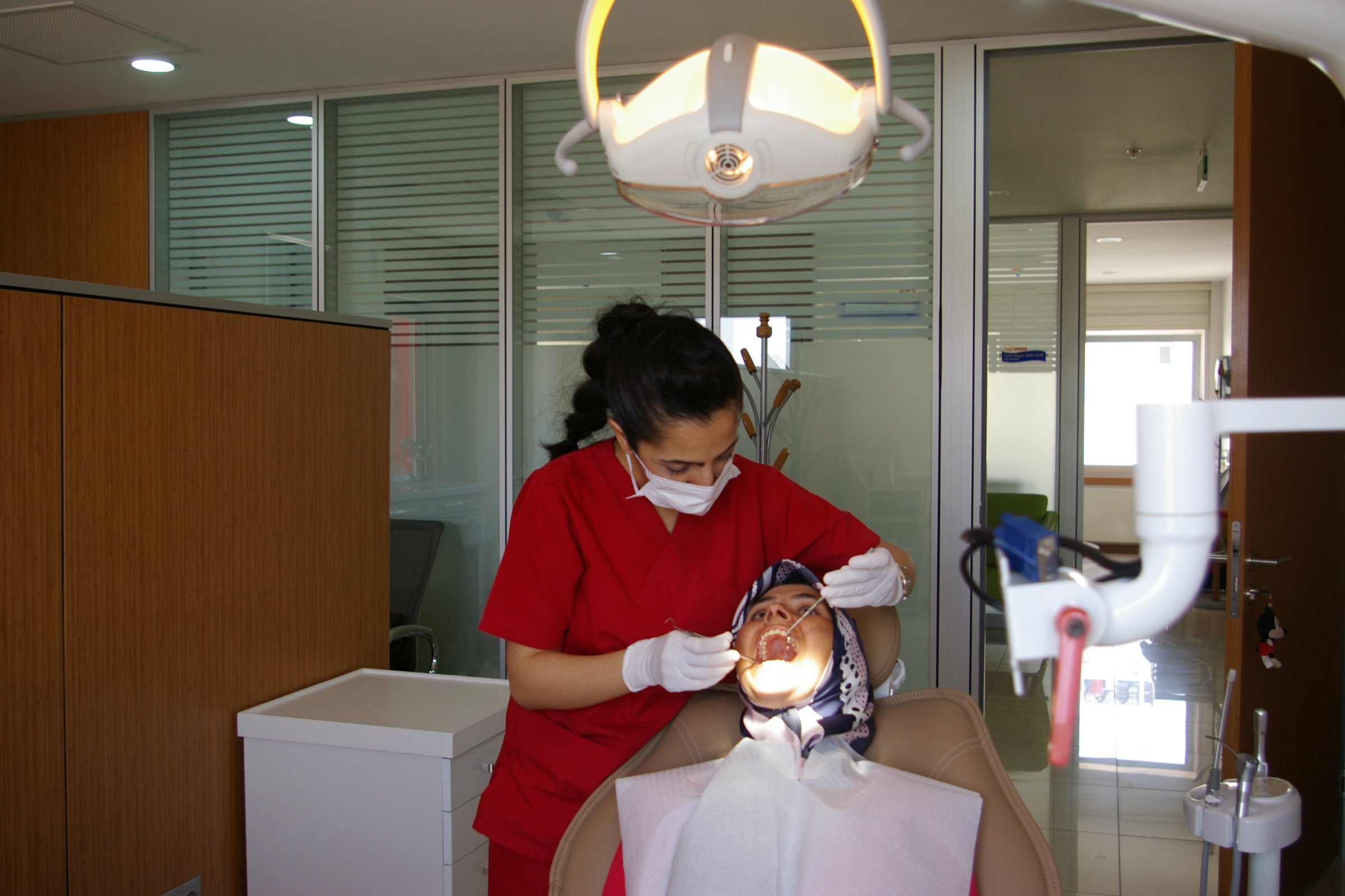 KAHVE,DİŞ ÇÜRÜMELERİNİ AZALTIYOR