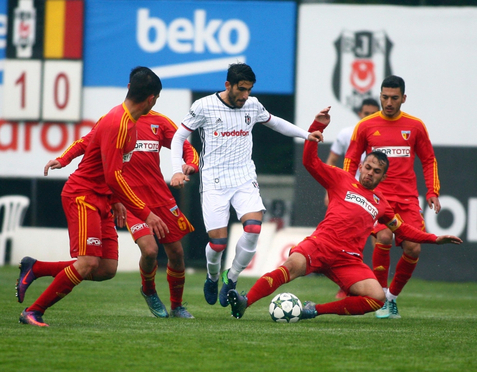 U21’DE KARTALA AVLANDIK: 3-0