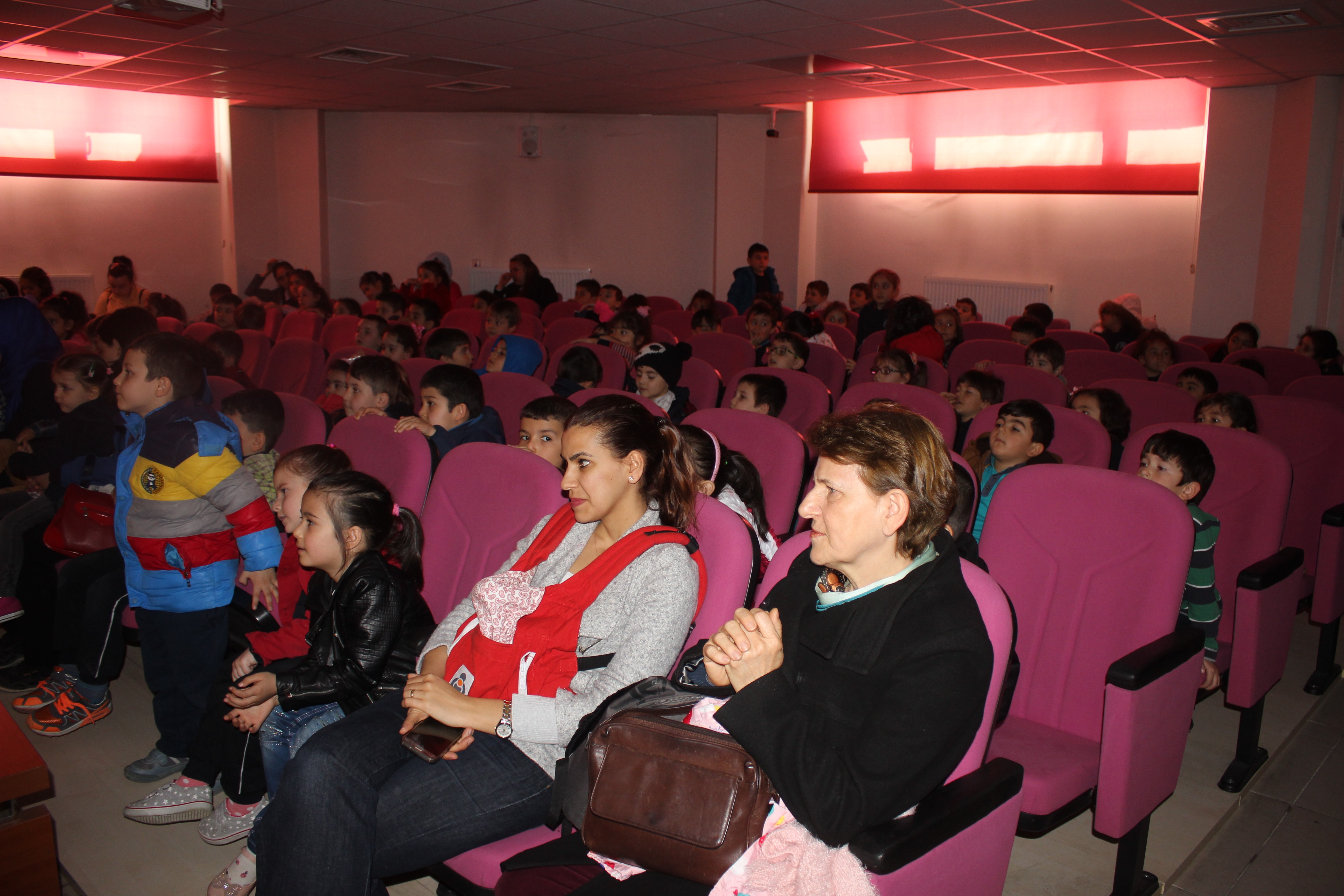 Çocuklara okumayı sevdiren kütüphane