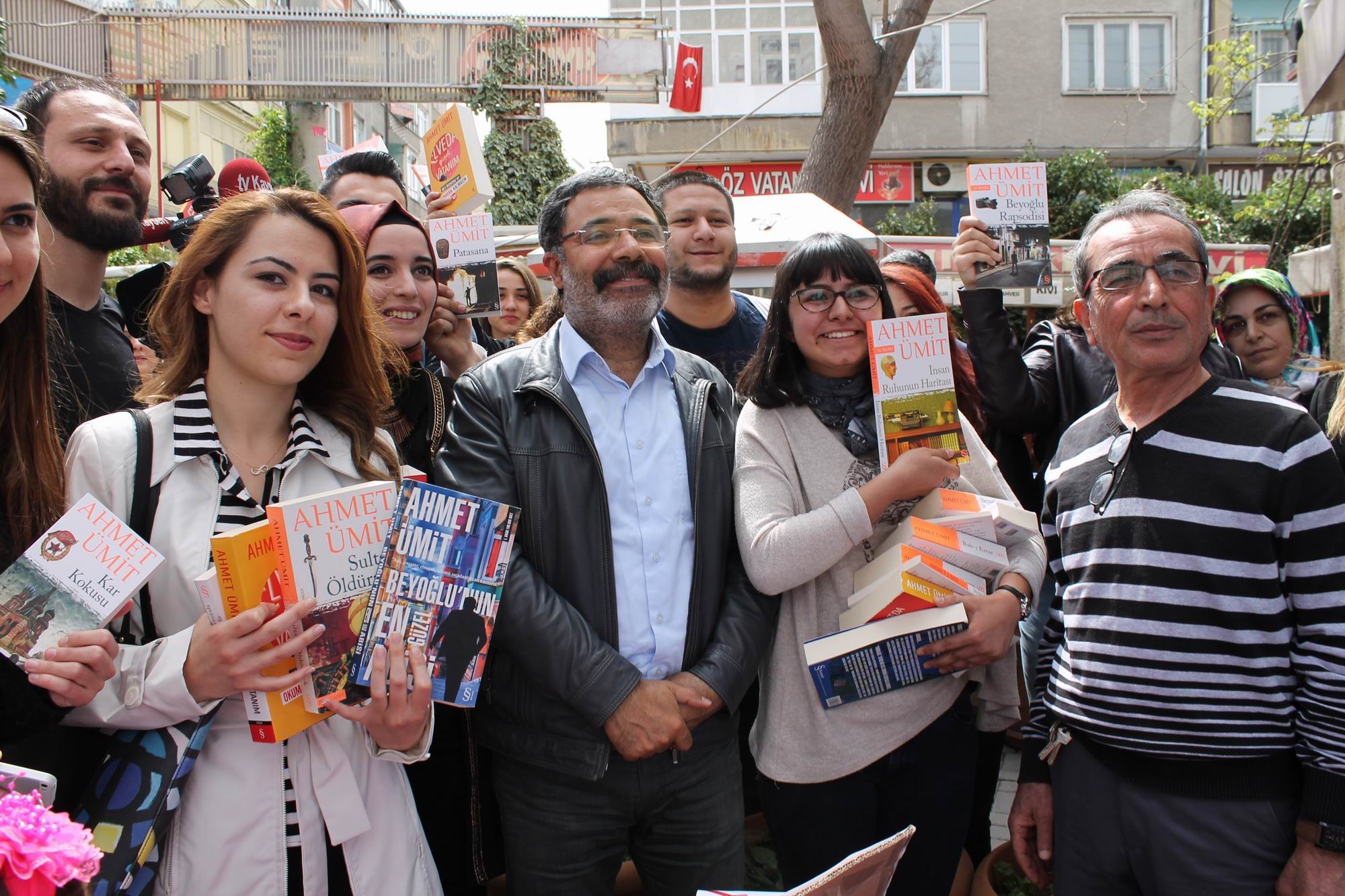 Polisiye yazarı Ahmet Ümit Kayseri’de