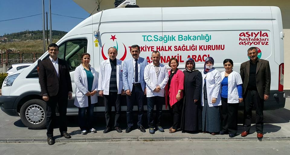 Halk Sağlığı Müdürü Dr.Ömer Faruk Özyurt, “”Erişkinler de aşılanma konusunda bir hekime danışmalı”