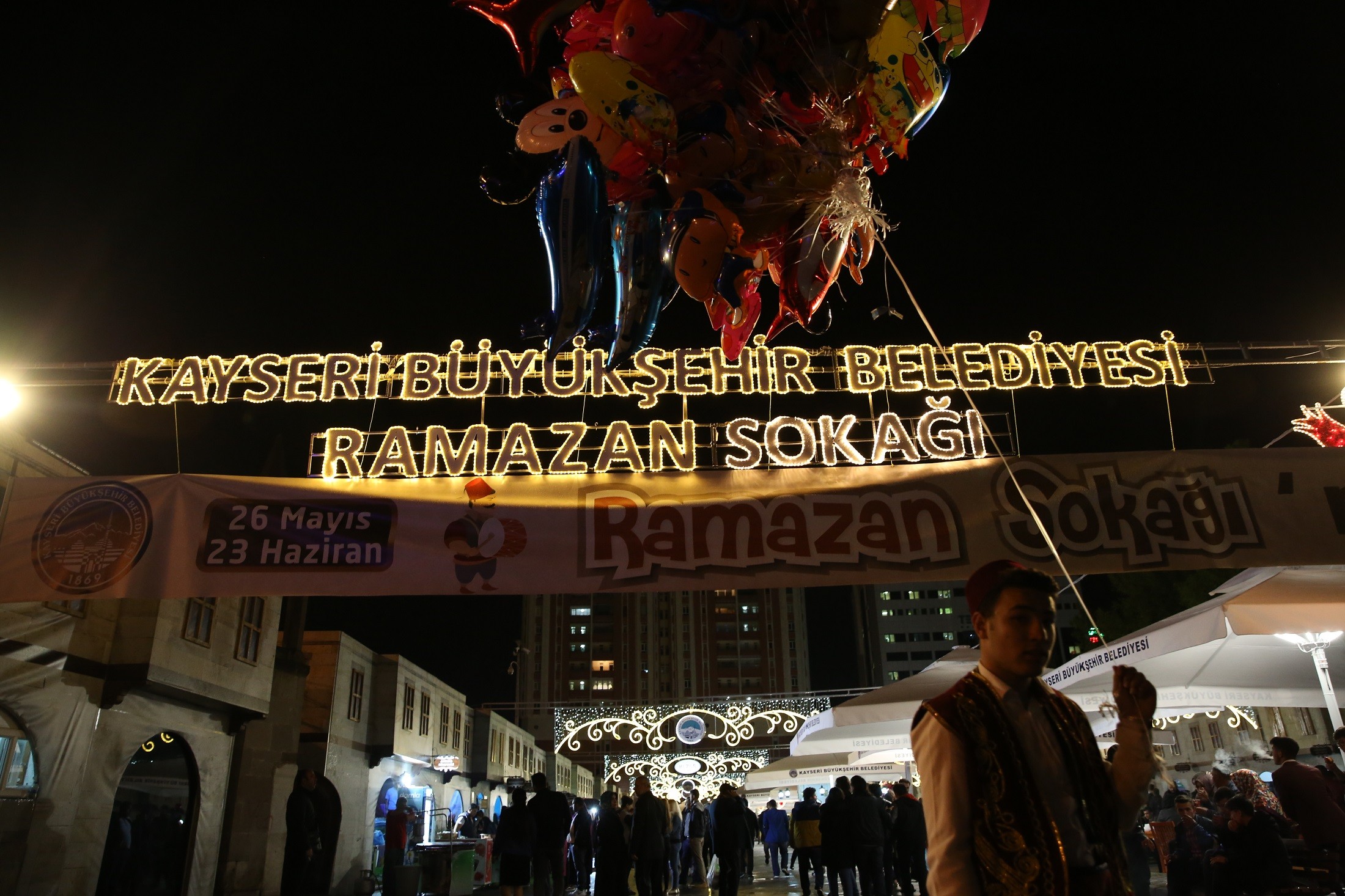Ramazan Sokağı’na büyük ilgi