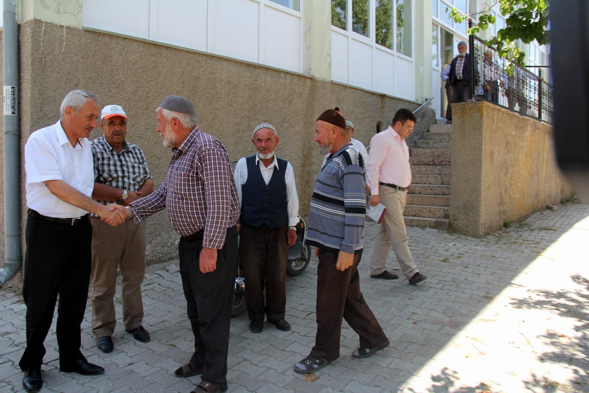 Karayol vatandaşlarla bir araya geldi