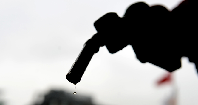 Benzine 12-13 kuruş zam bekleniyor
