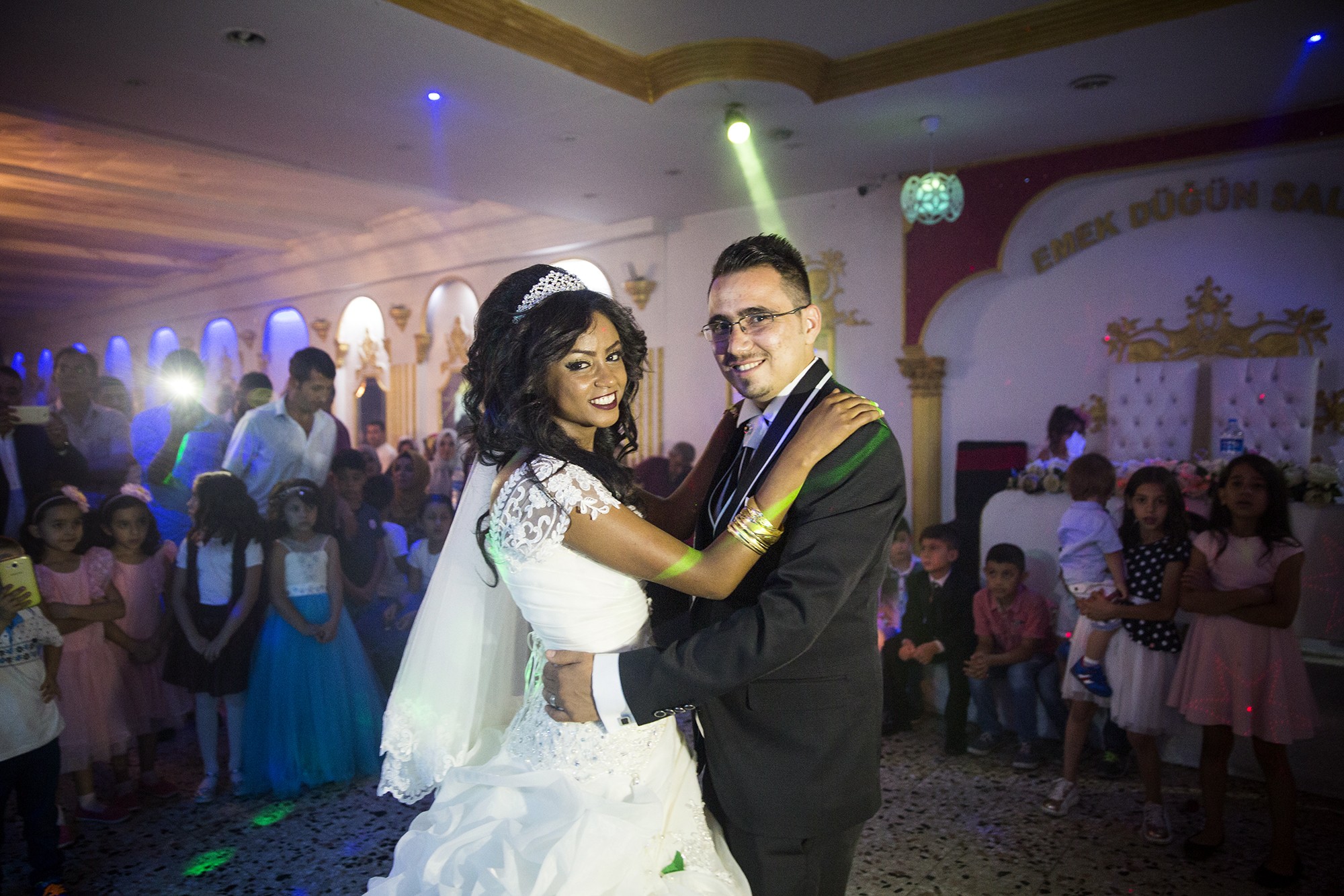 Önce Müslüman oldu sonra gelin oldu