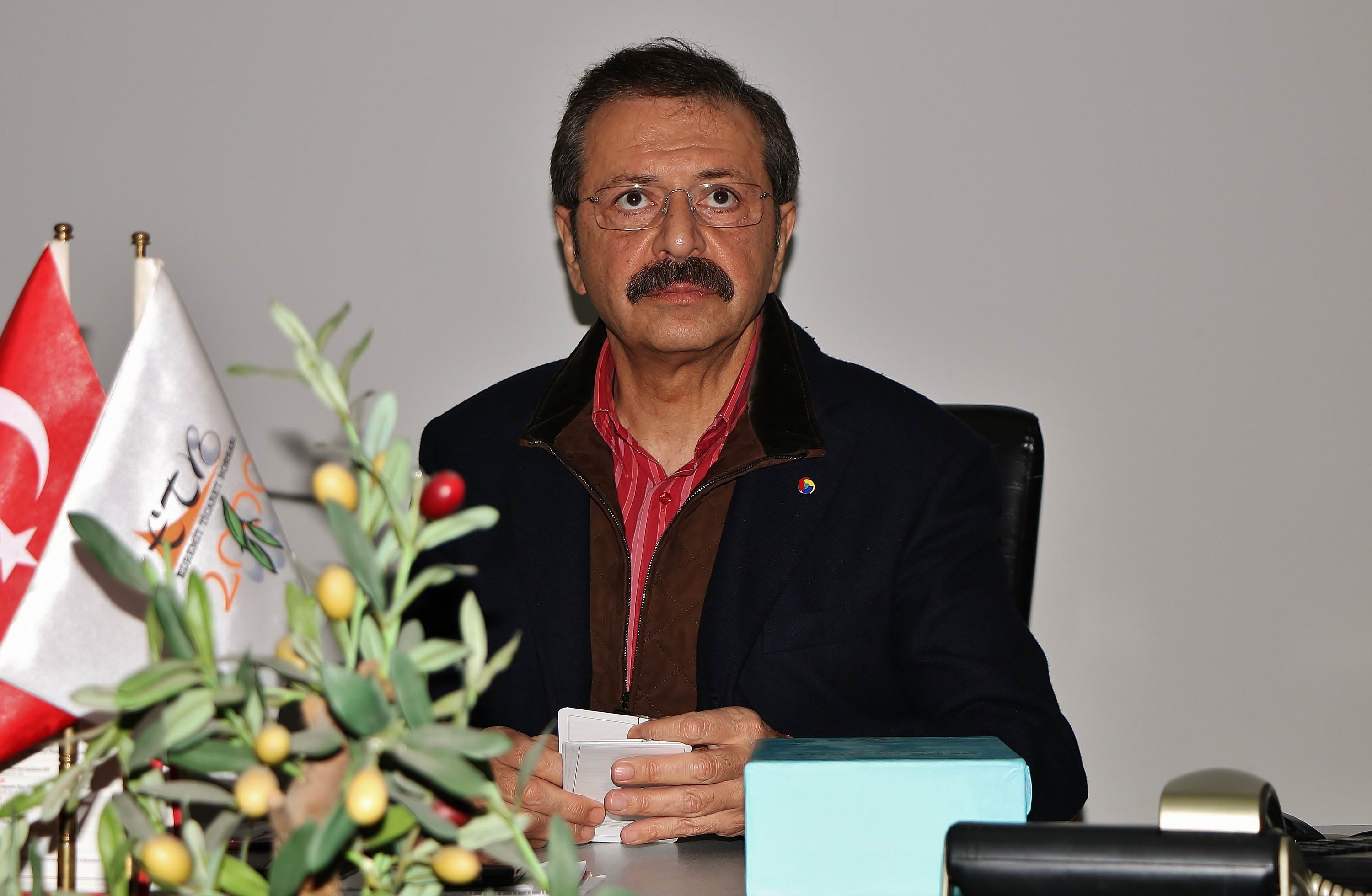 TOBB Başkanı Rifat Hisarcıklıoğlu:   “Yerli otomobilin çıkış tarihi 2021” 