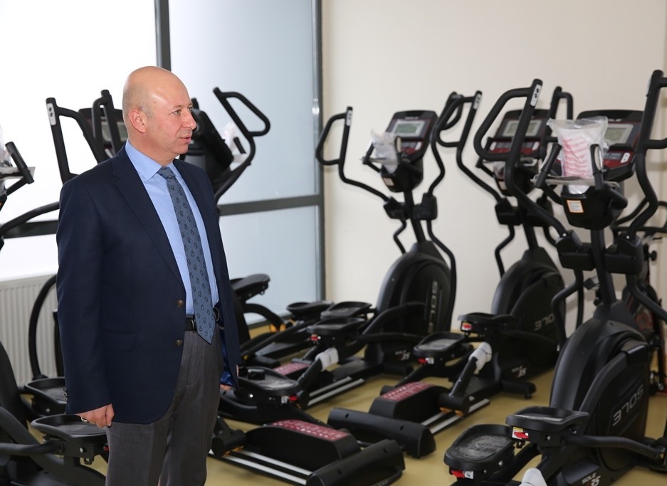  Çolakbayrakdar, “Dünya standartlarında hizmet veriyoruz” 