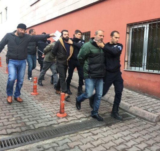 Sosyal medyadan terör propagandası yapan zanlılardan biri tutuklandı