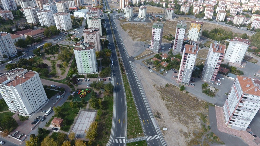 Taha Carım Bulvarı açıldı