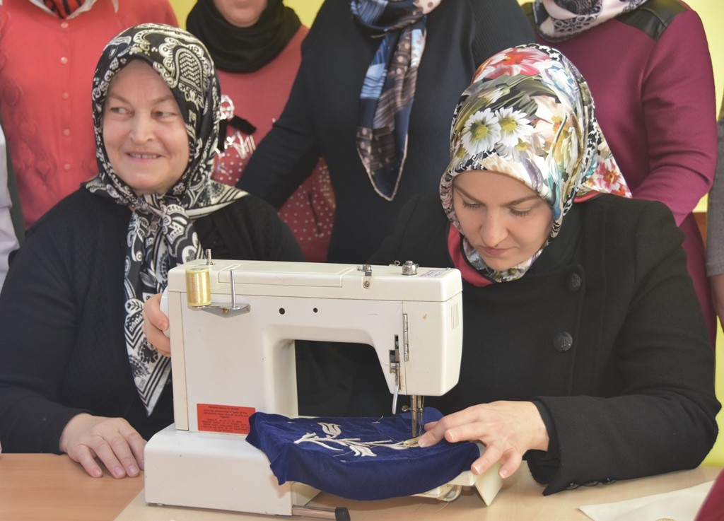 Kocasinan Akademi’nin kursiyerleri ev ekonomisine katkı sağlıyor