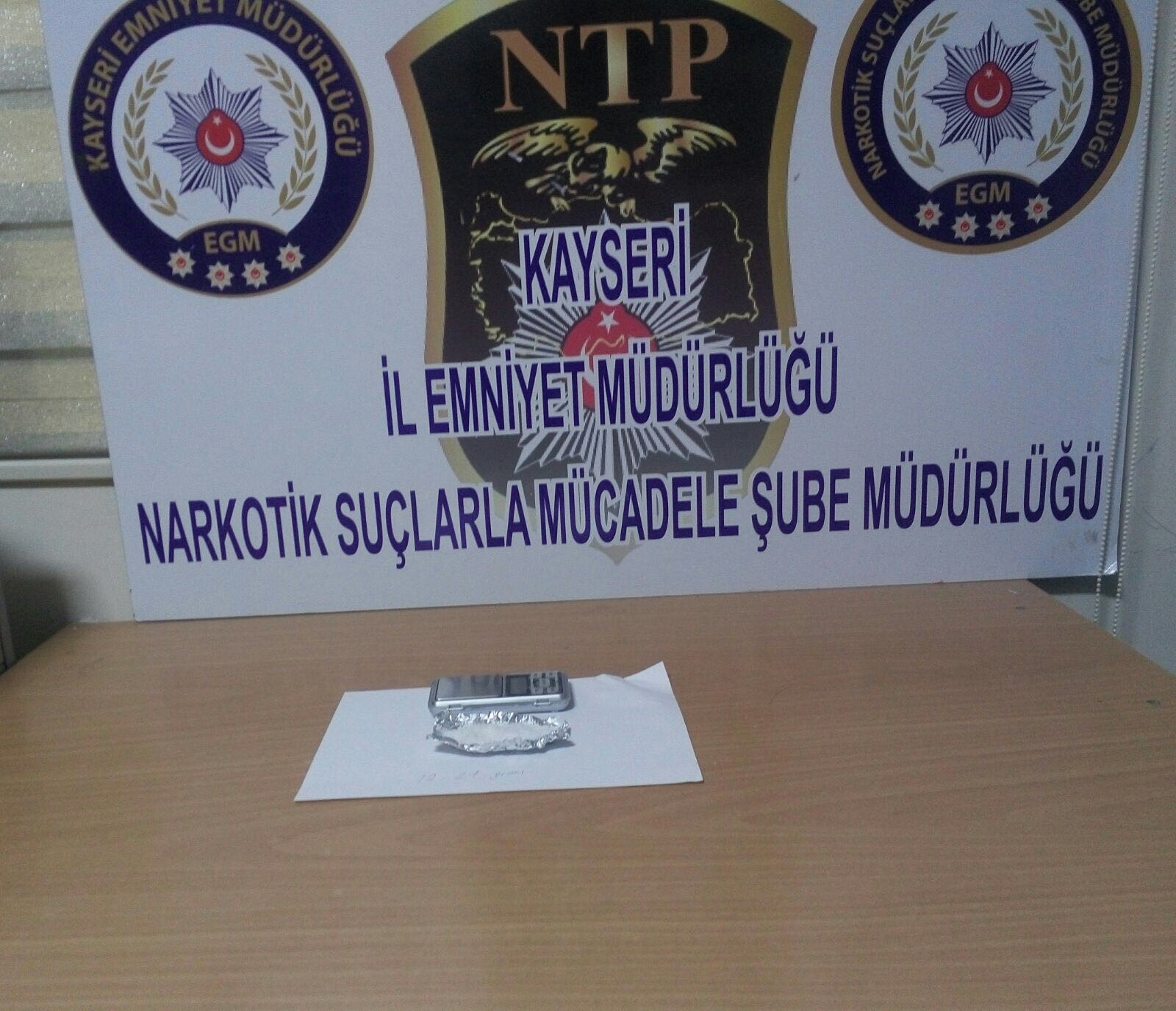 Uyuşturucu taciri bir kişi gözaltına alındı 