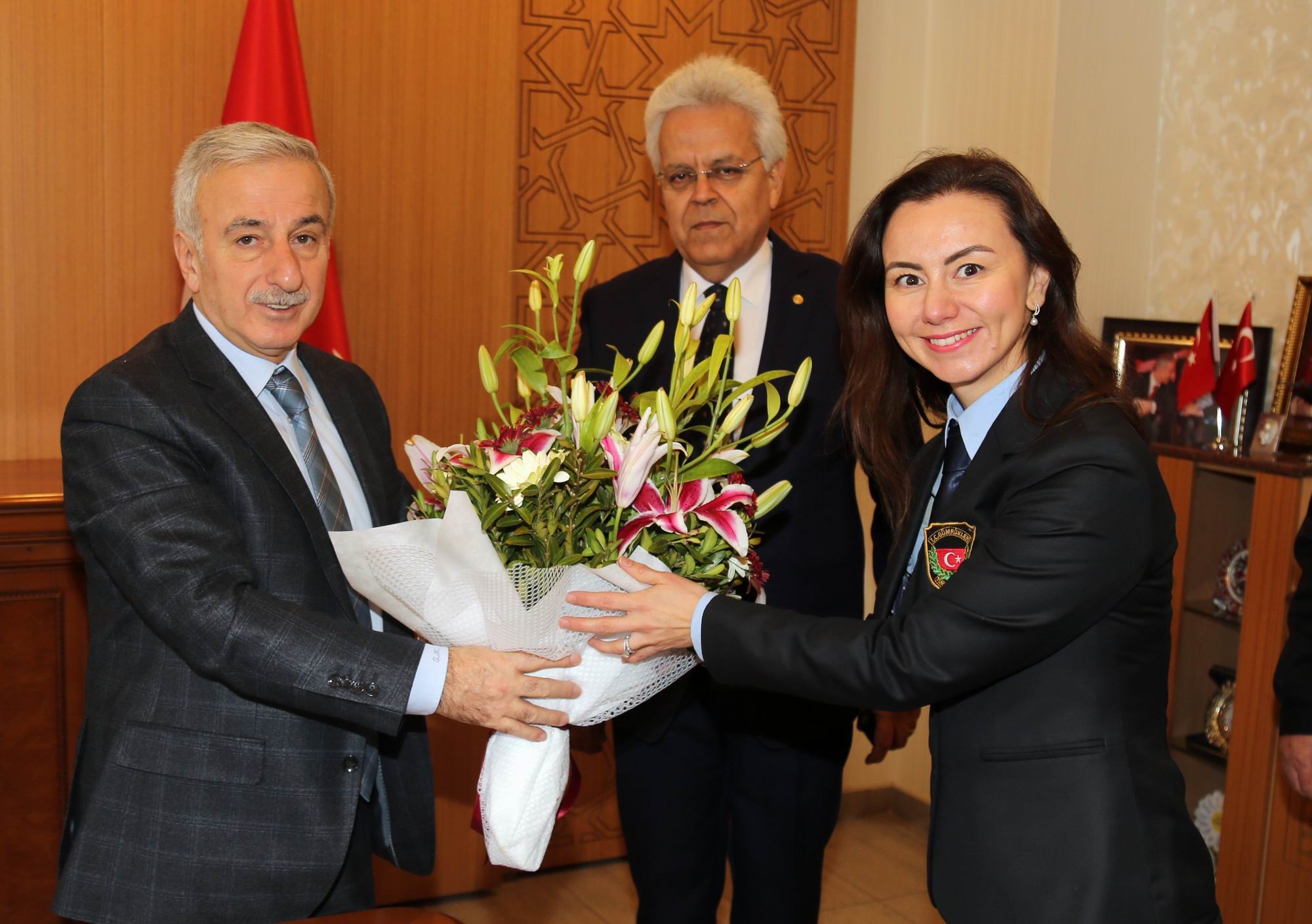 Vali Kamçı’ya ‘26 Ocak Dünya Gümrük Günü’ ziyareti 