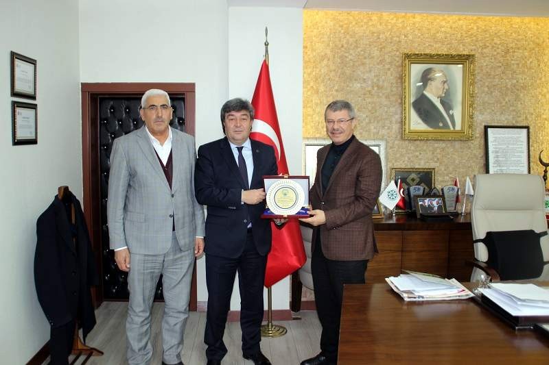  Pınarbaşı Belediye Başkanı Ataş’tan Hüseyin Akay’a ziyaret 