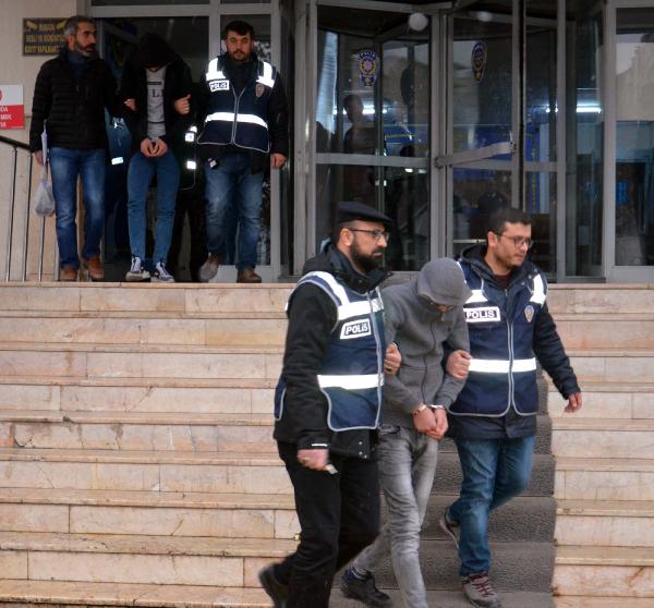 Kayseri’de marketi soymaya çalışan 4 kişi yakalandı