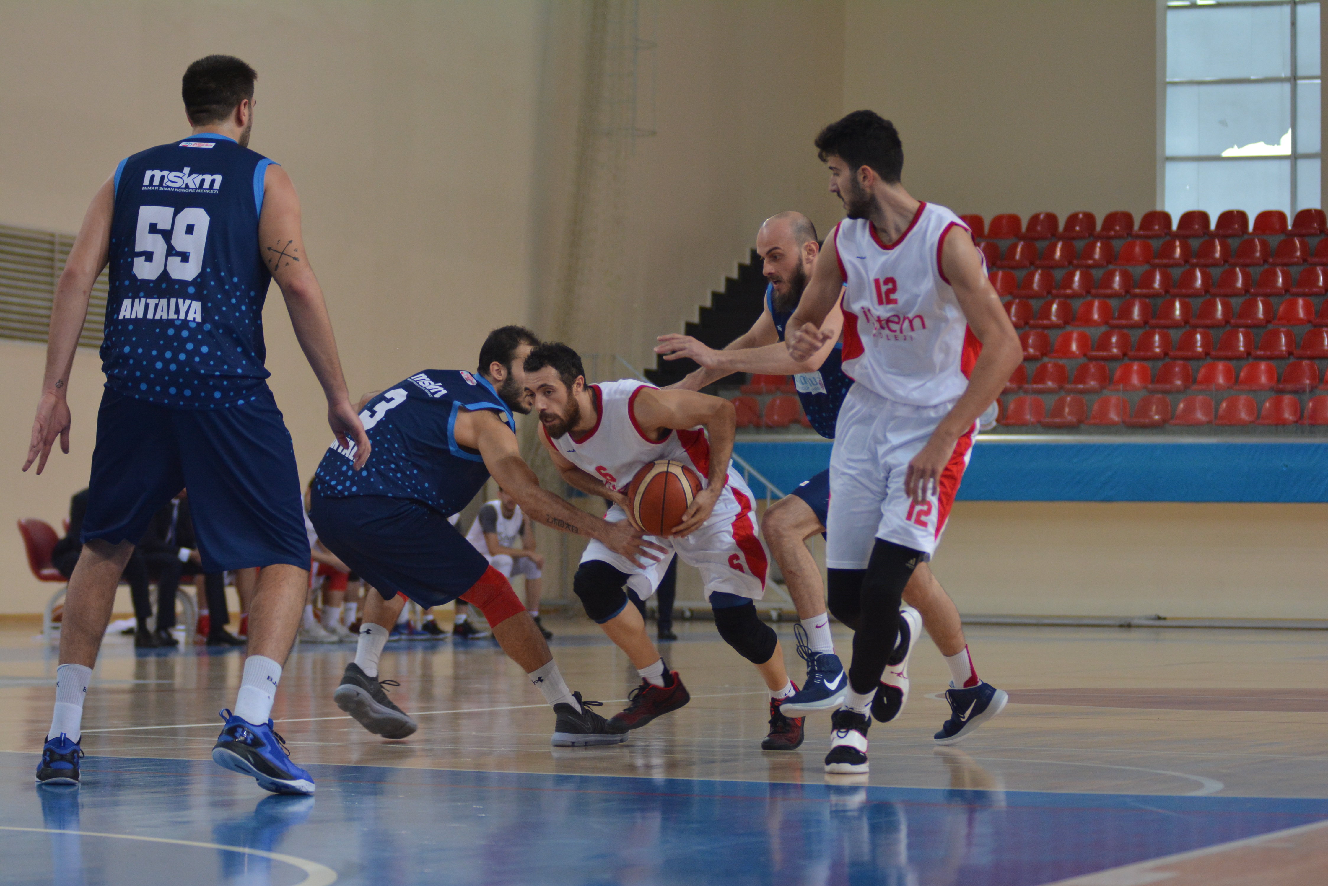 İSTEM KOLEJİ EVİNDE KAYBETMEDİ: 79 – 72