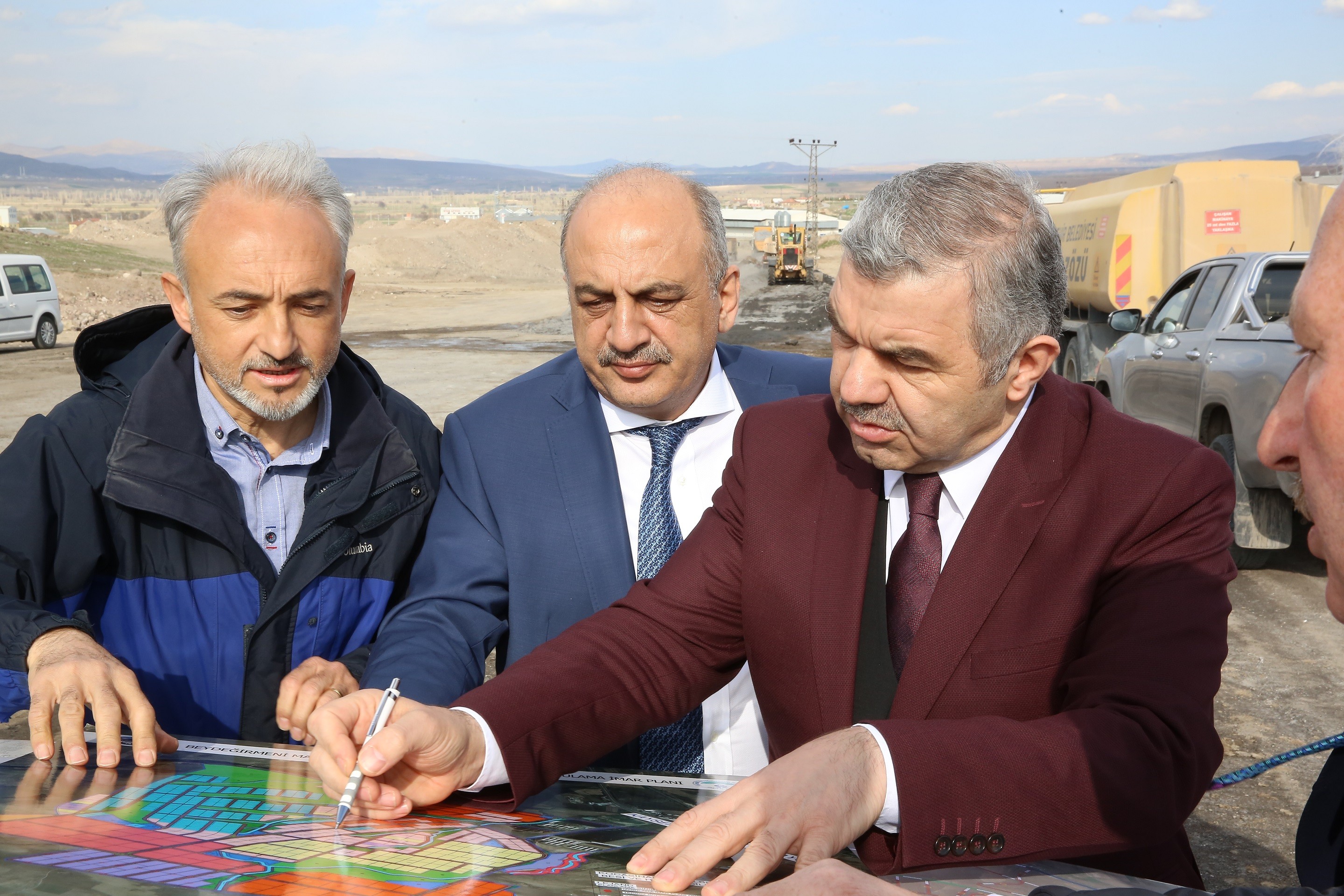 Başkan Çelik, Beydeğirmeni Toplu Besi Bölgesi’nde incelemelerde bulundu