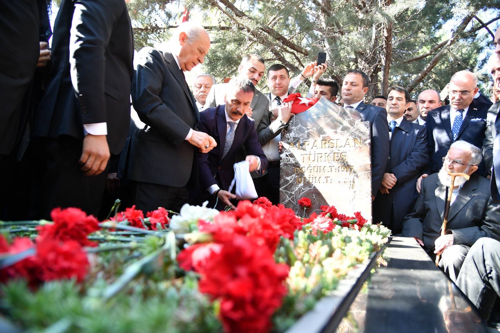 Ülkü Ocakları’ndan Ankara’ya çıkarma