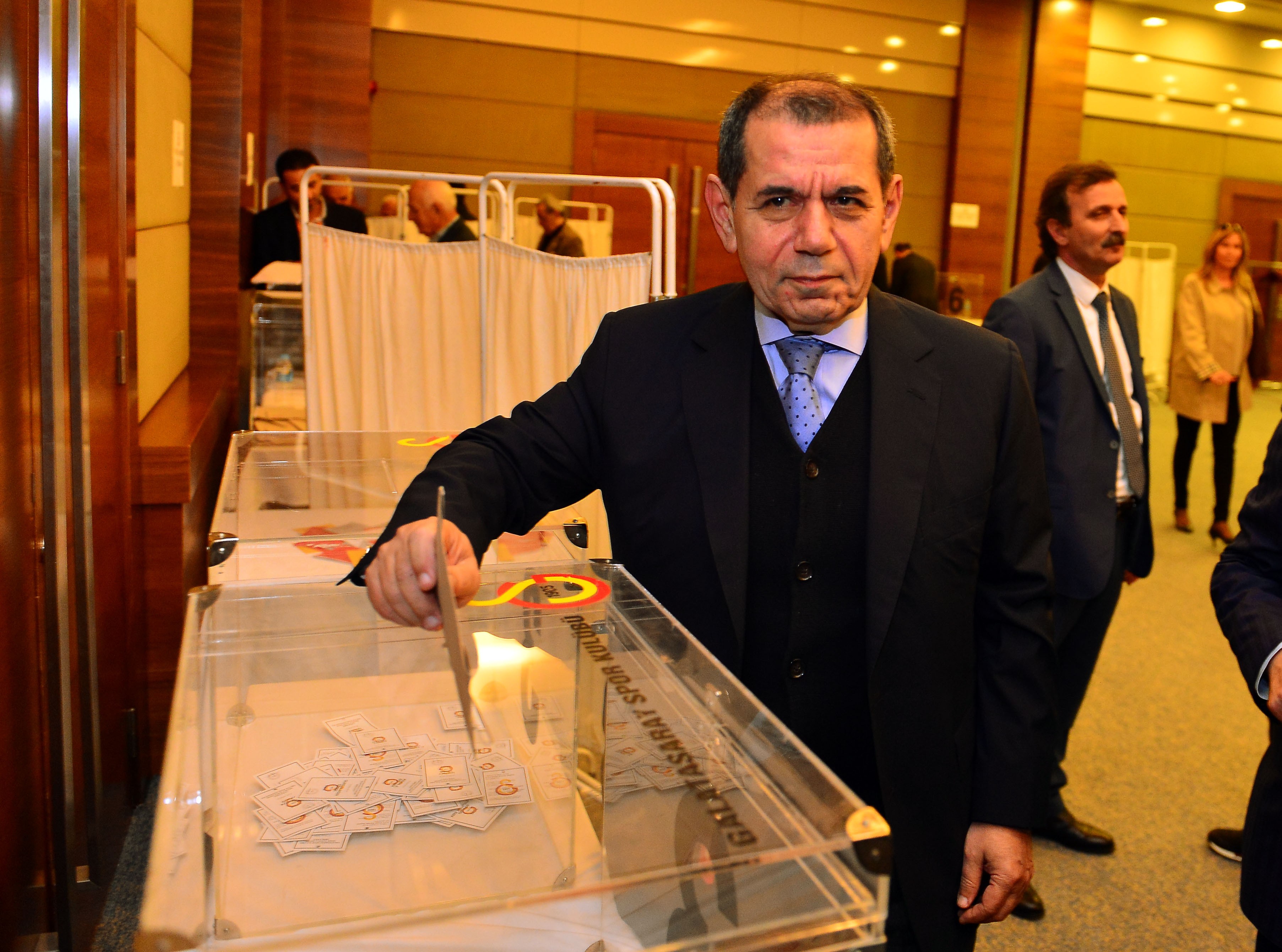 Dursun Özbek: “Şampiyonluk kupasını hep beraber kaldıracağız”