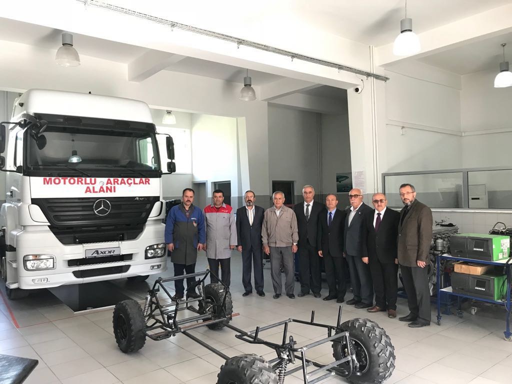 Mesleki ve Teknik Anadolu Lisesi mezunları 3. kez buluşacak