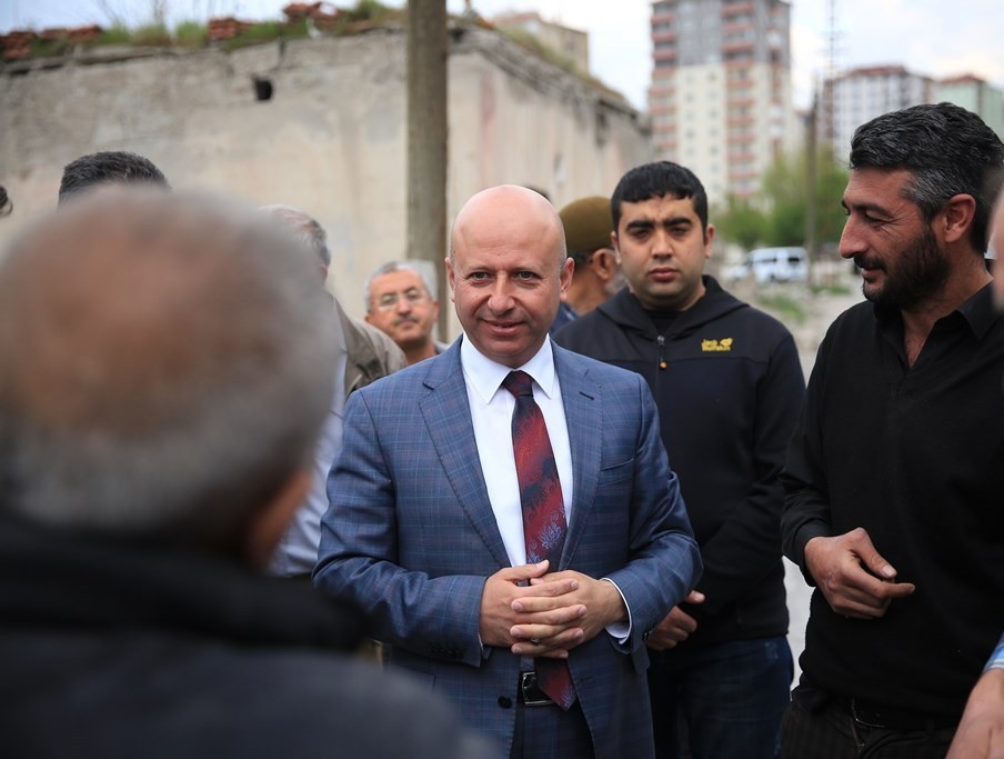 Karadeniz Caddesi yeni yola kavuşuyor