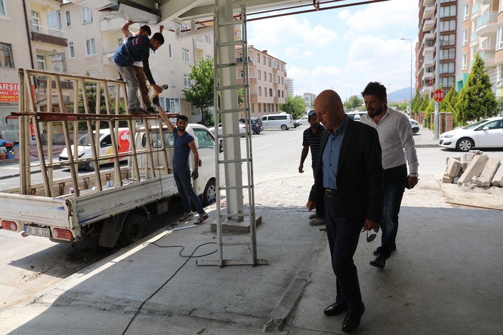 Kocasinan Belediyesi, Erciyesevler Semt Pazarını genişletiyor