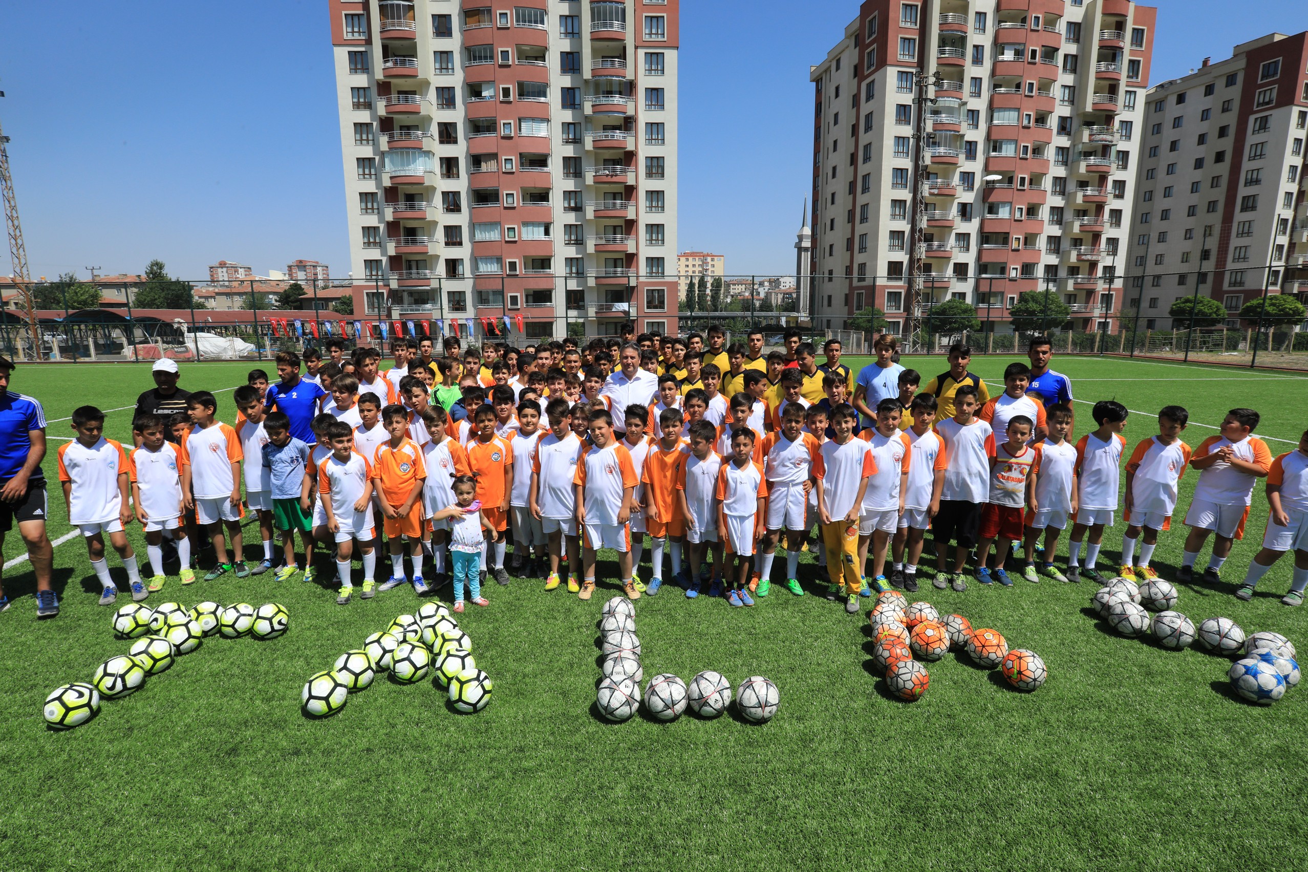 Talas’ta üçüncü futbol akademisi heyecanı