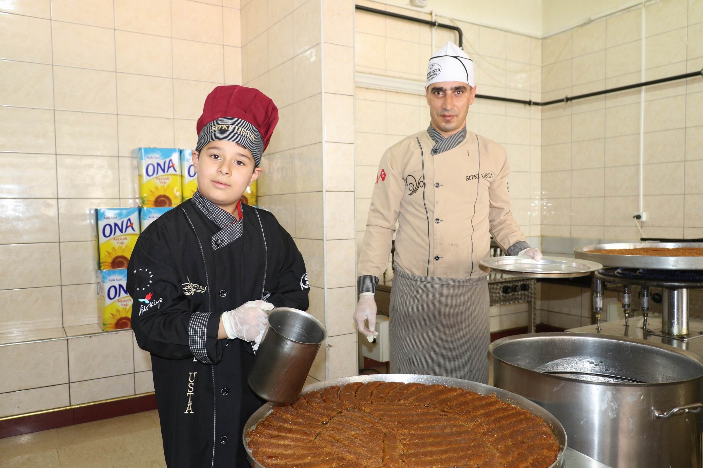 Tatlıcıların bayram mesaisi başladı