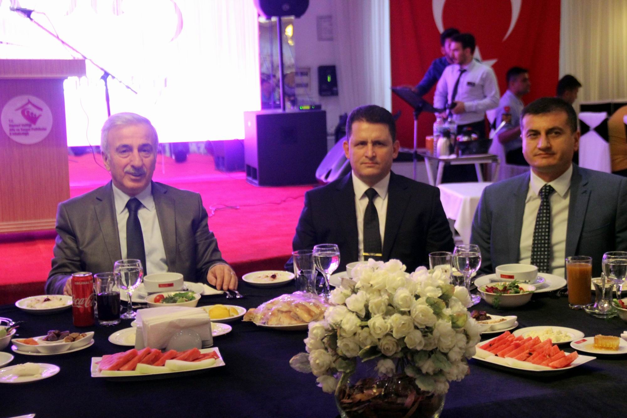 Vali Süleyman Kamçı: “Ülkemiz gazi ve şehitlerimiz sayesinde hür yaşamaya devam ediyor”
