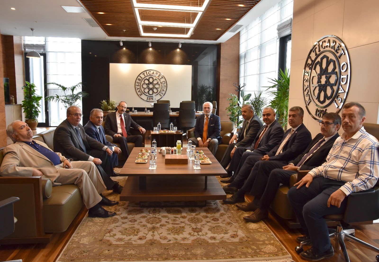 AK Parti Grup Başkan Vekili Mustafa Elitaş, KTO’yu ziyaret etti