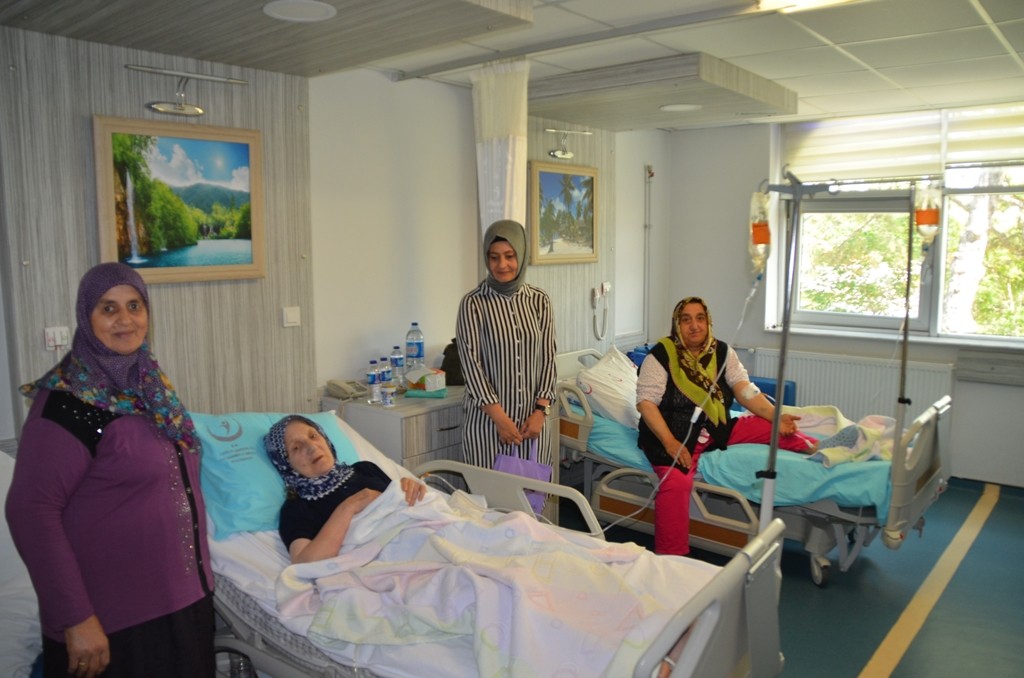 Ürkmezer, hastalara moral depoluyor