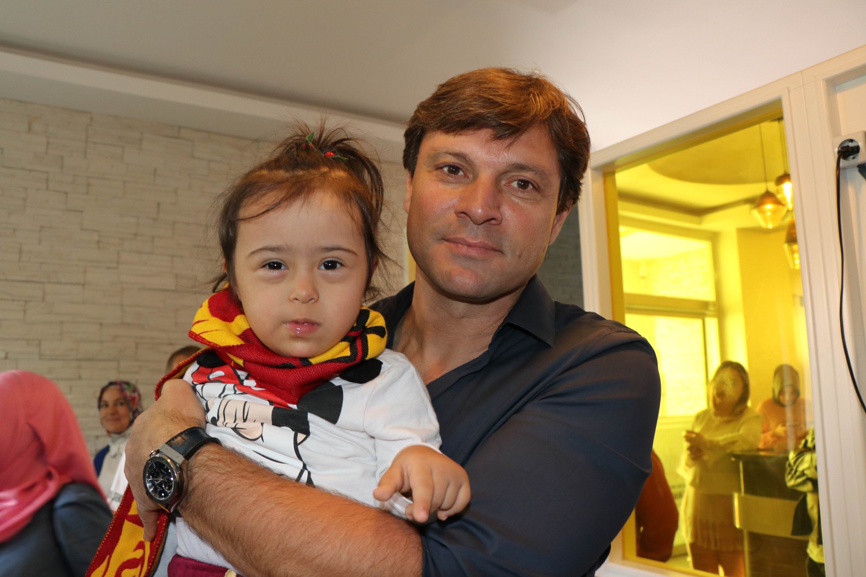Kayserispor’dan özel çocuklara ziyaret