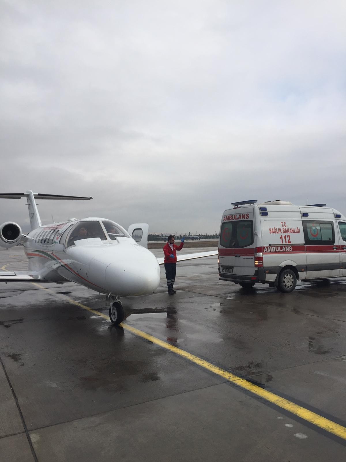 46 günlük bebek uçak ambulansla İstanbul’a sevk edildi