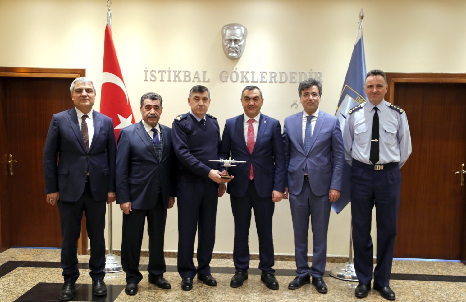 KAYSO’dan 2’nci Hava Bakım Fabrika Müdürlüğüne Tebrik Ziyareti