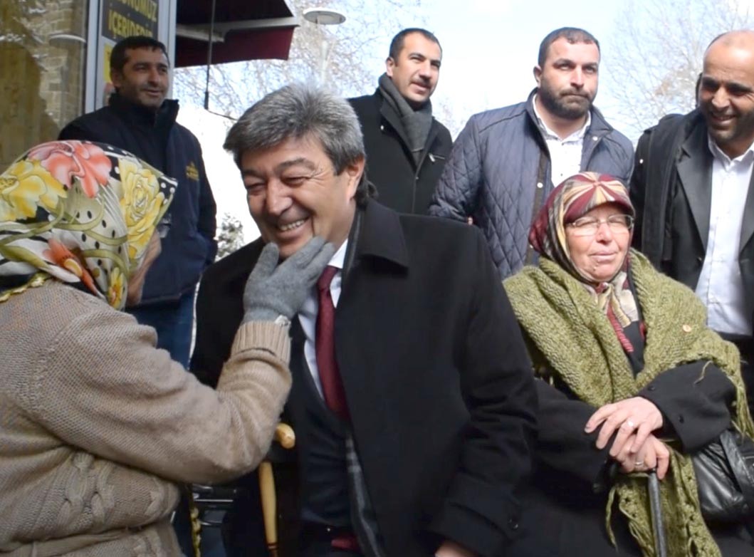 Millet İttifakı Büyükşehir Belediye Başkan Adayı Dursun Ataş’a yoğun ilgi