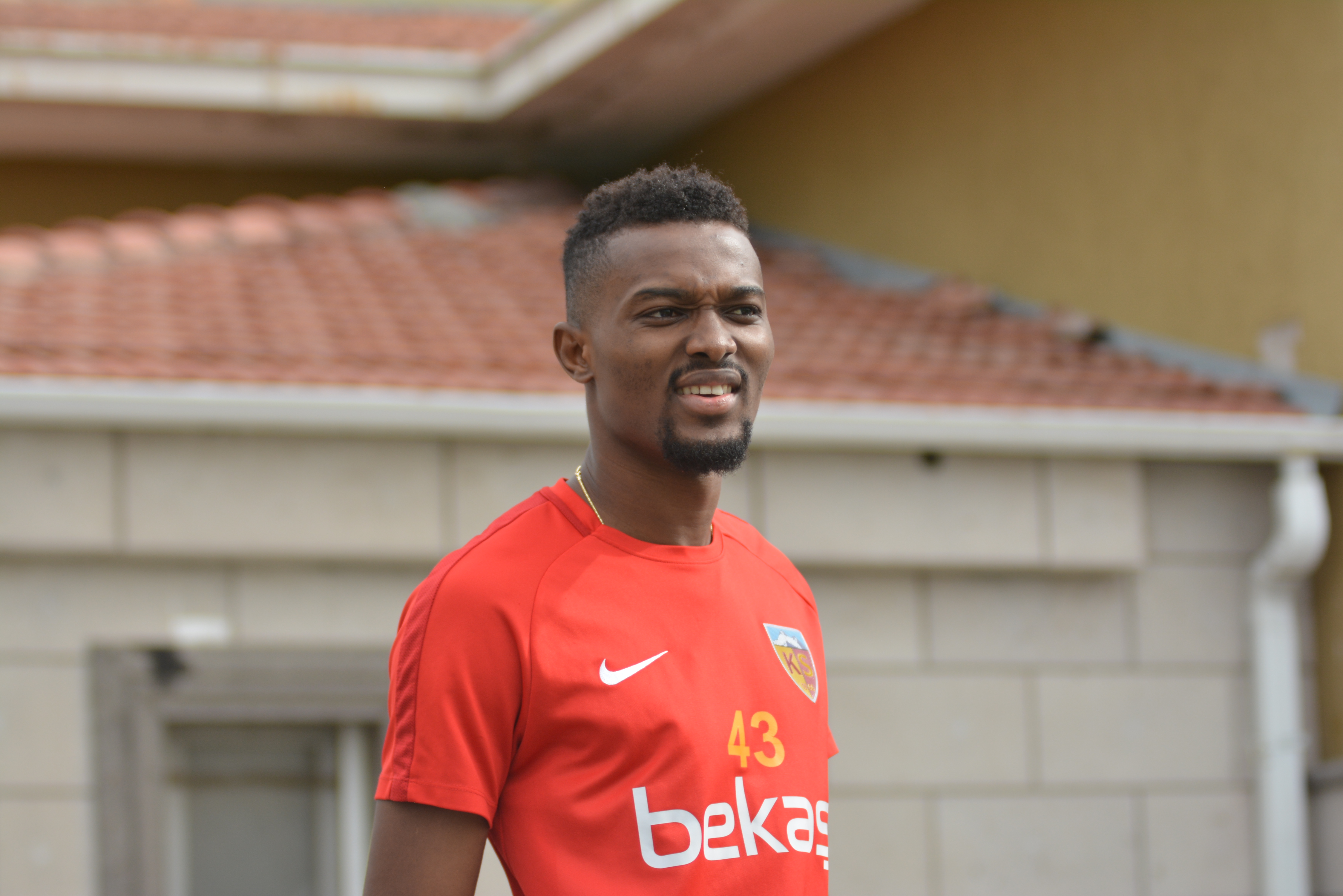 İ.M.KAYSERİSPOR MENSAH’I TRANSFER ETTİ