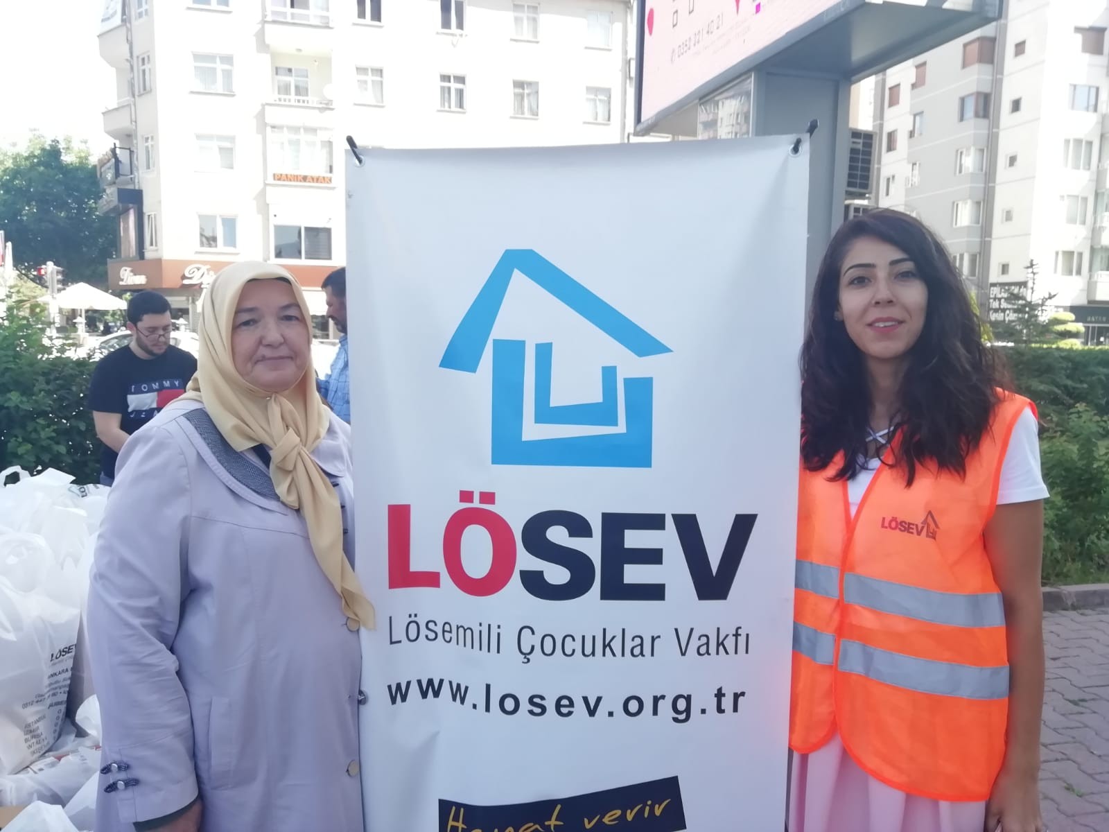 LÖSEV yıl boyunca kanser hastalarına şifa dağıtacak