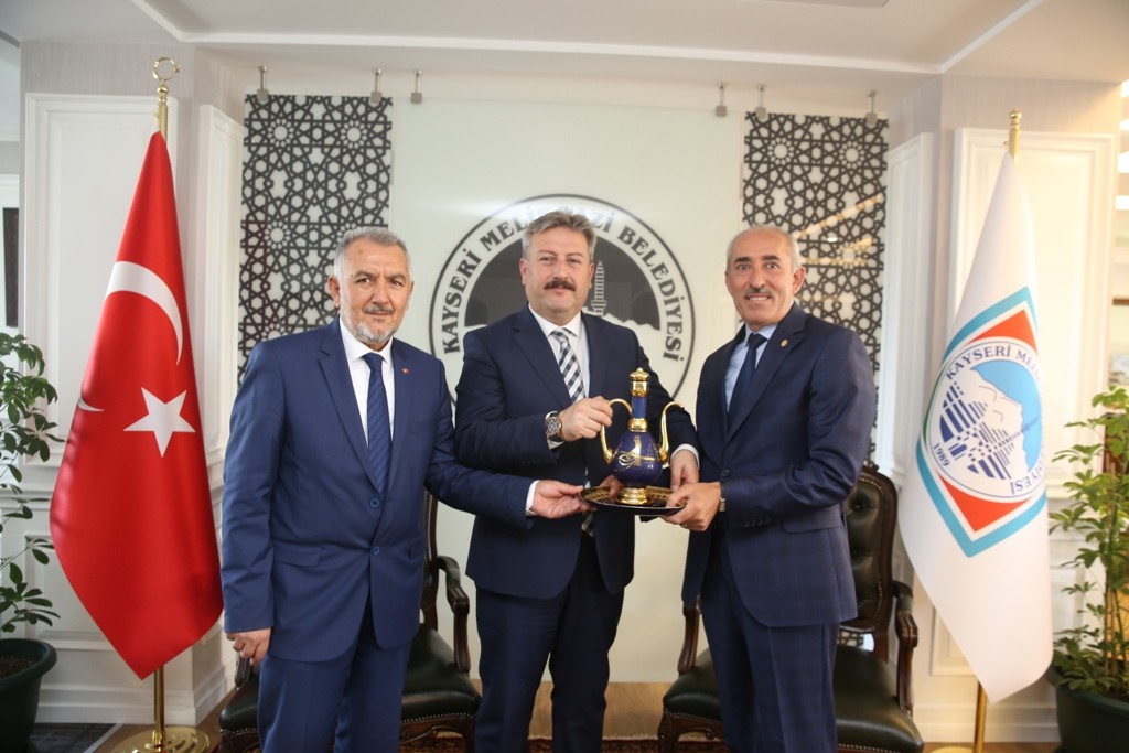 Palancıoğlu: “Kayseri bir esnaf şehri ve esnaf siteleri ile de örnek gösteriliyor”
