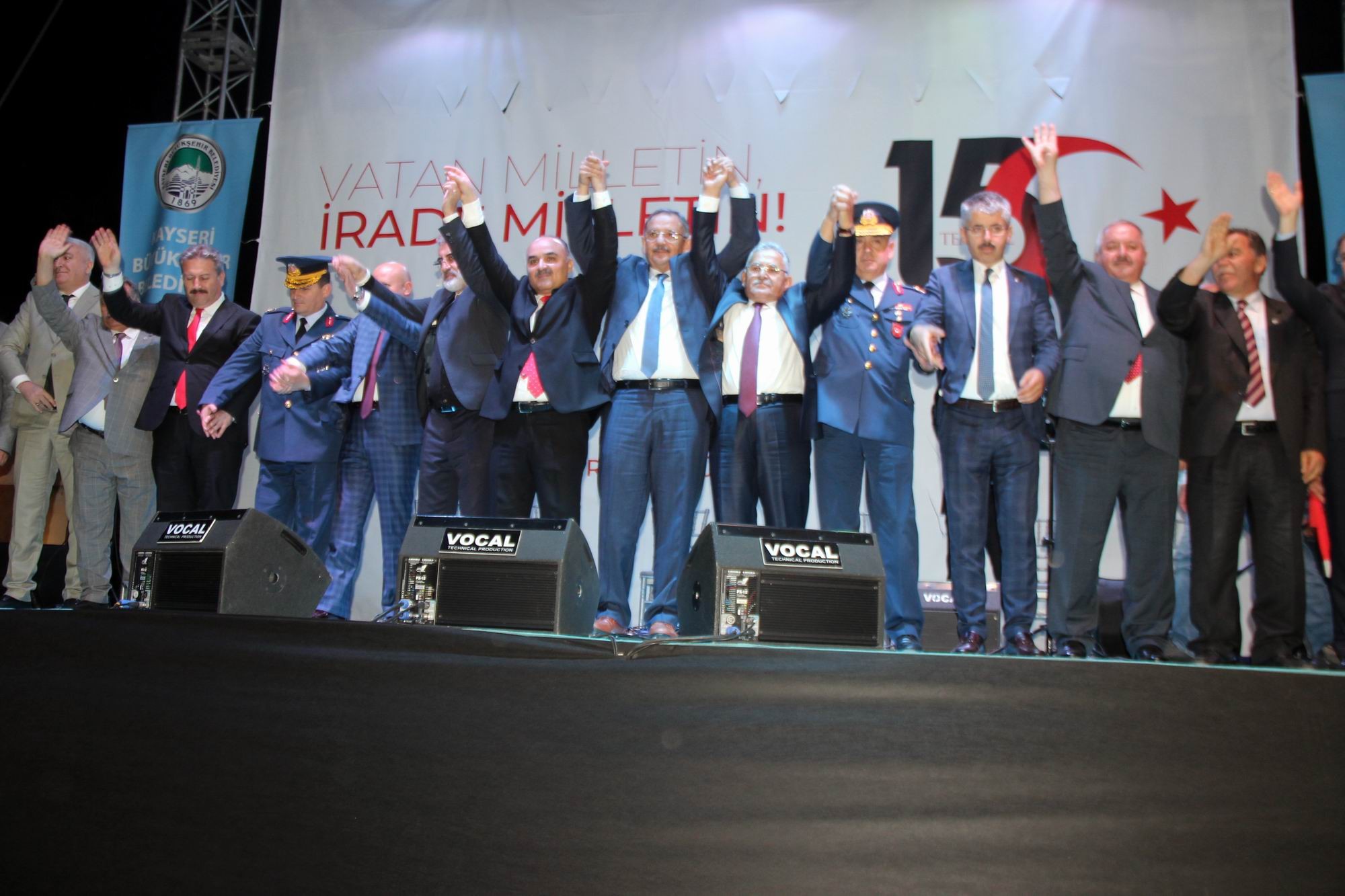 15 Temmuz’un yıldönümünde on binler meydana inerek tek yürek oldu