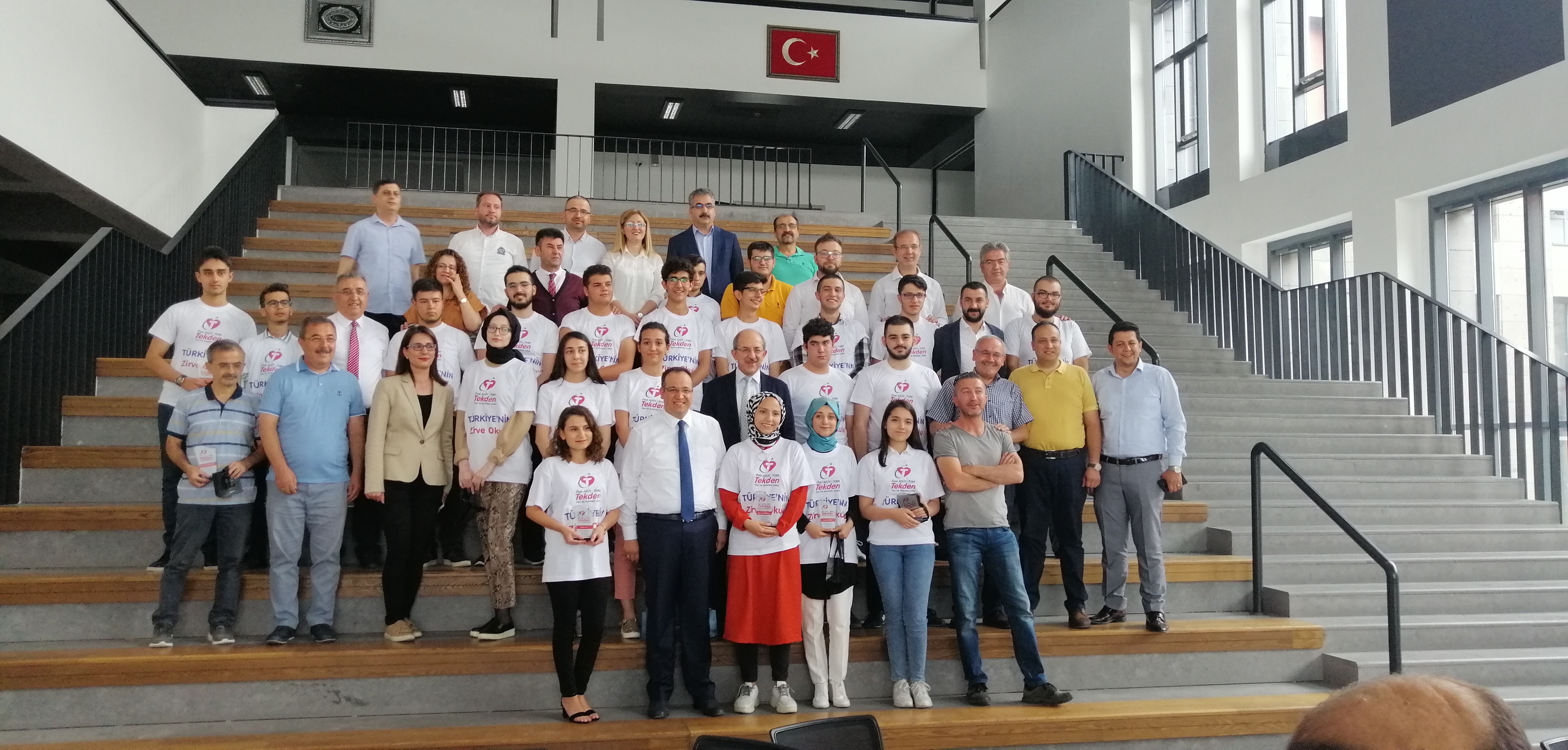YKS’de ‘Tekden’damgası