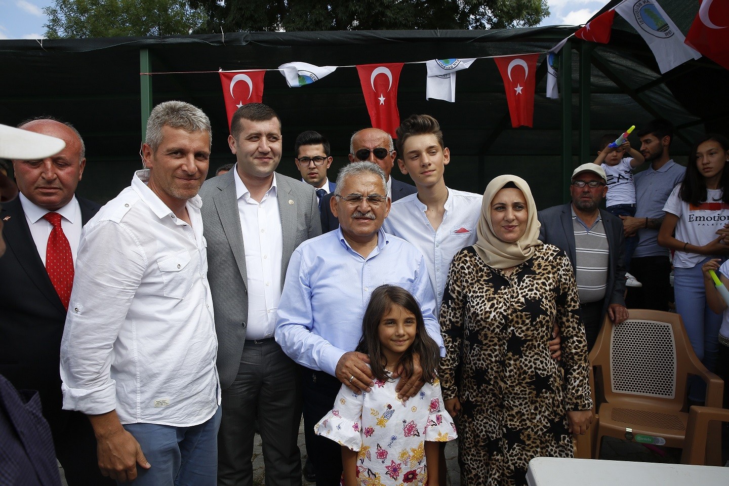 Başkan Büyükkılıç, Özvatan’da Yaz Şenliği’ne katıldı