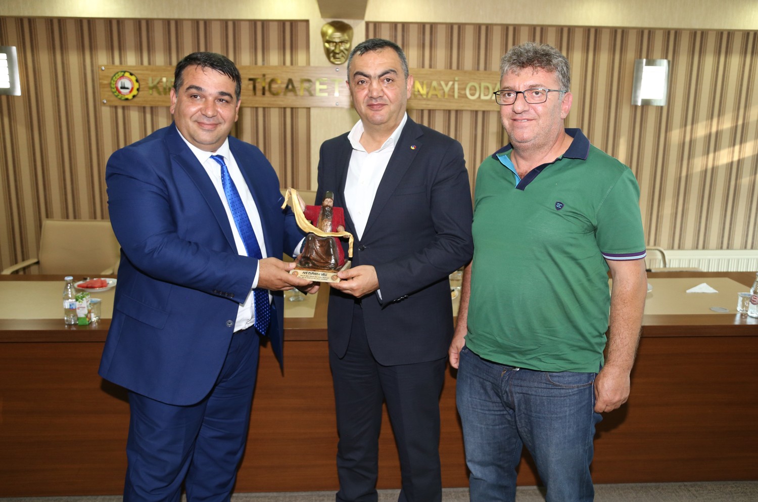 KAYSO Başkanı Büyüksimitci, Nevşehir ve Kırşehir’de Oda ve Borsaları Ziyaret Etti