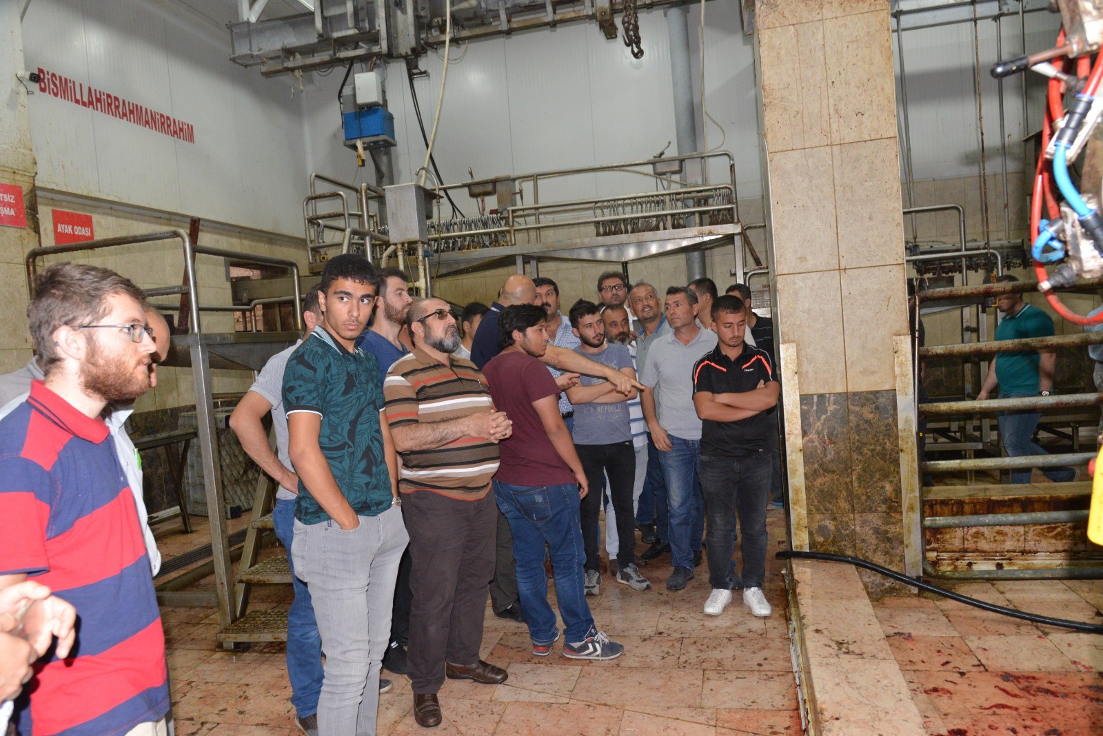 Melikgazi Belediyesi’nden Kurban Kesim Kursu