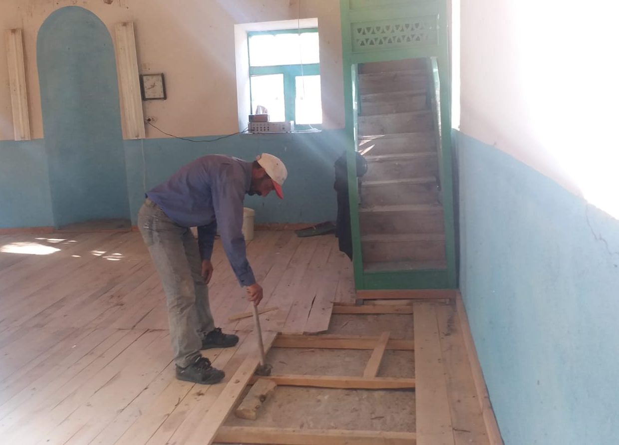 Mahalle Sakinlerinden İmece Örneği