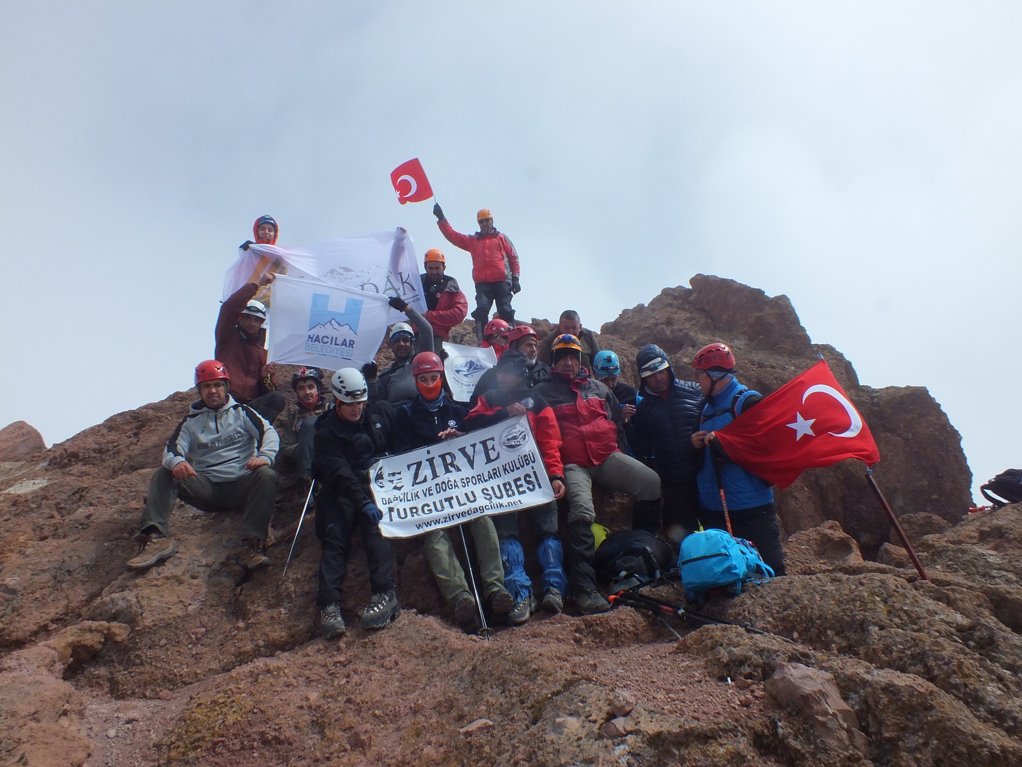 25. Sütdonduran Kampı Ve Erciyes Zirve Tırmanışı Tamamlandı