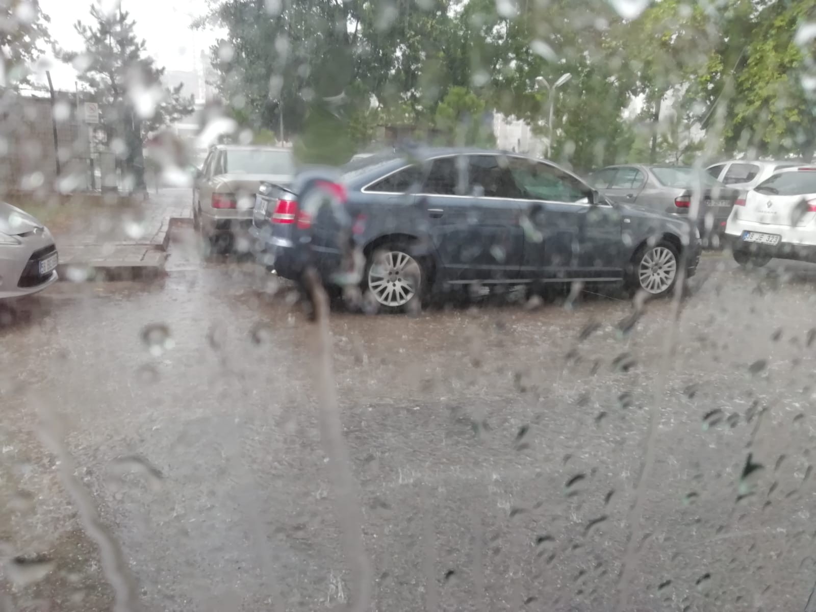 Kayseri’de yağmur etkili oldu