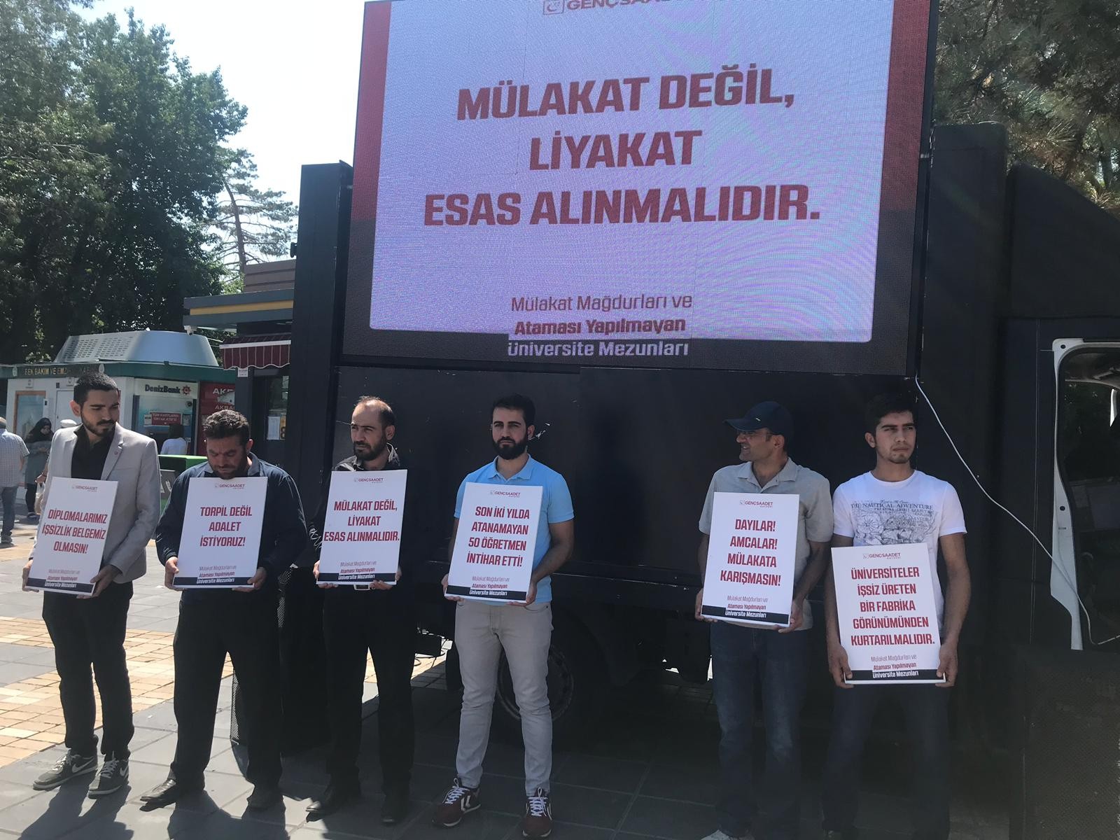 Selçuk Onat: “Mülakat Sistemi Adaletsizliğin En Belirgin Göstergesidir”