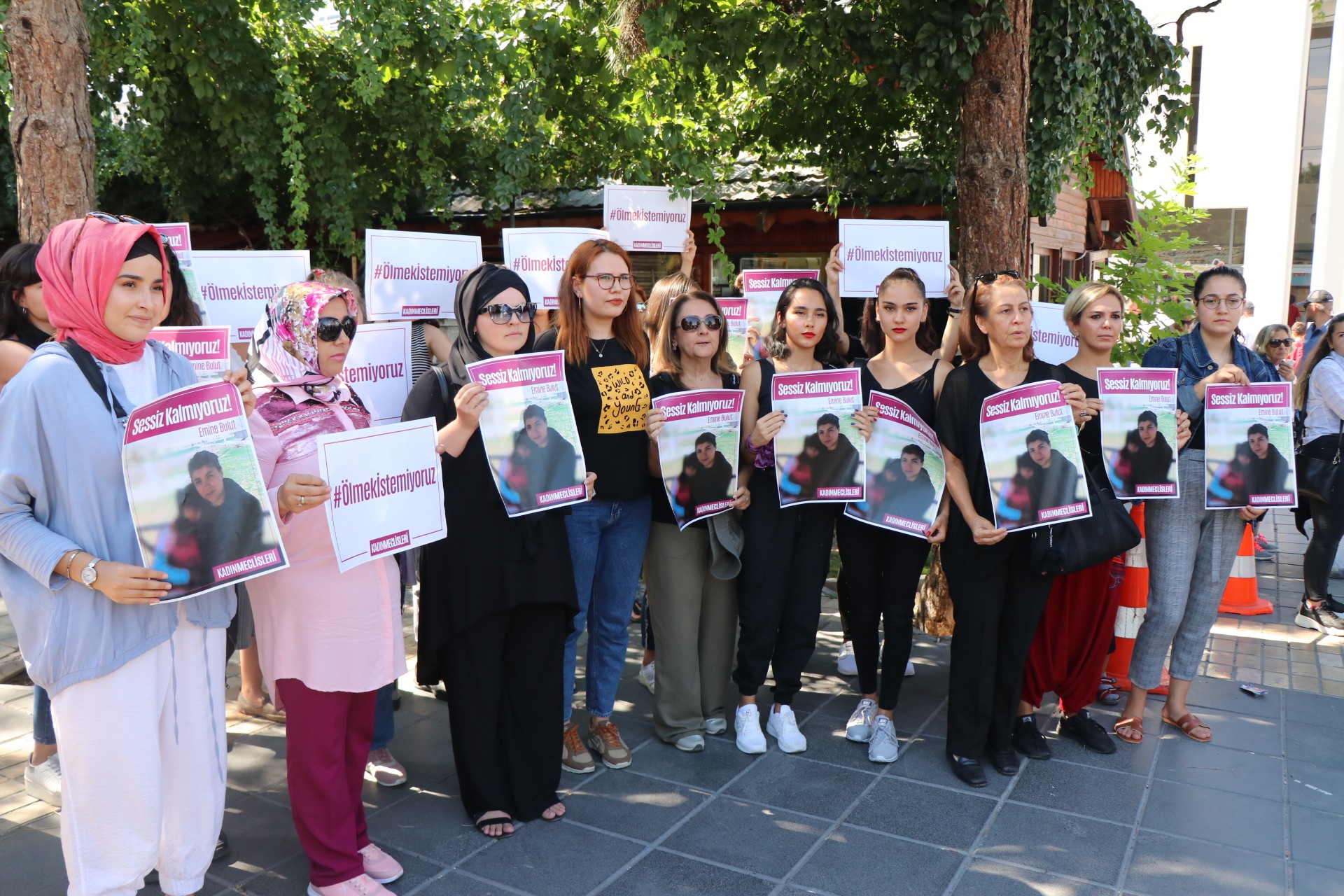 Kayseri Kadın Meclisi: “Emine Bulut, Bu Ülkedeki Tüm Kadınların Çığlığıdır”