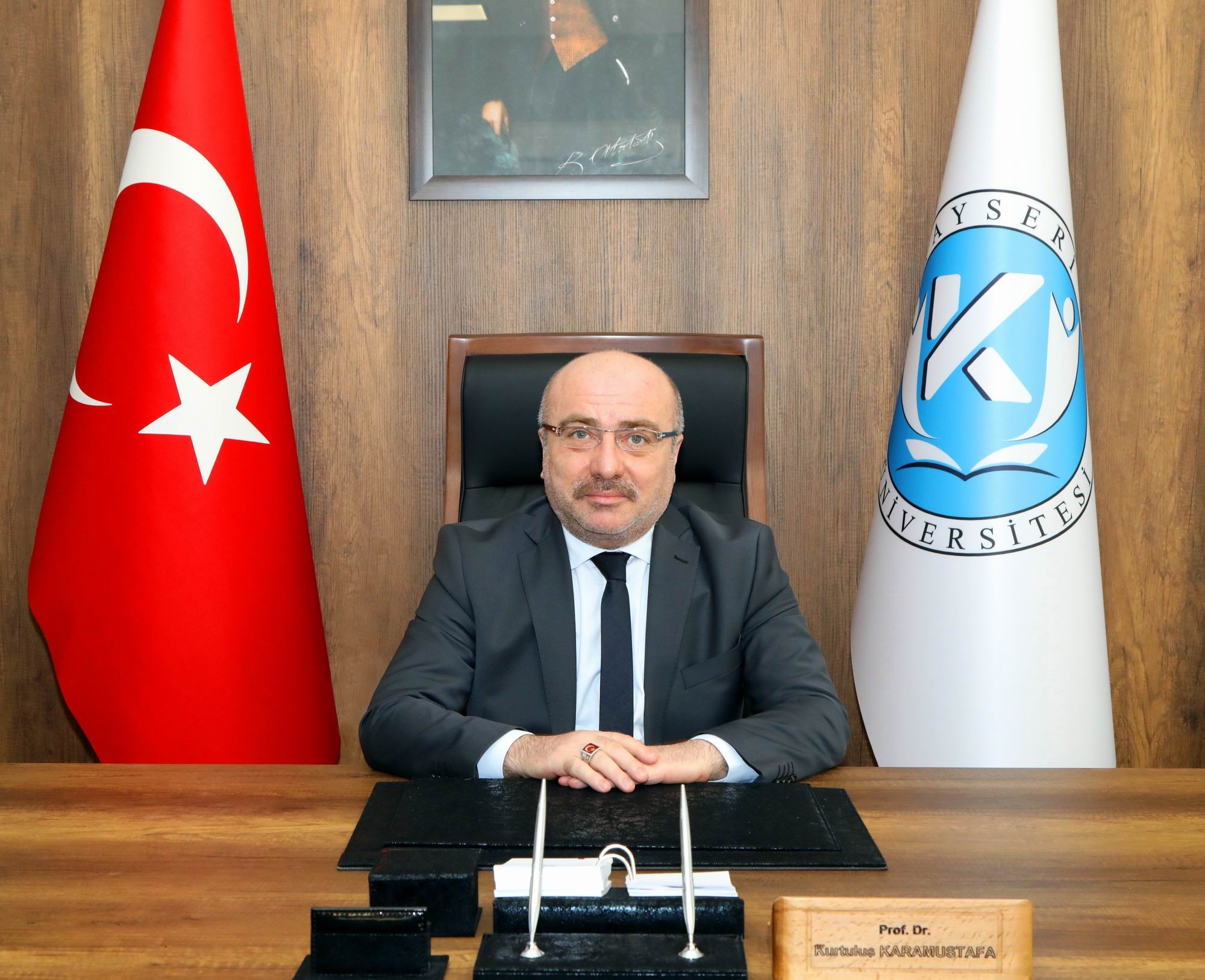 Karamustafa’dan ’30 Ağustos Zafer Bayramı’ Mesajı
